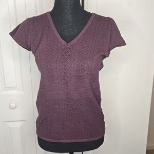 Torrid Burgundy Short Sleeve V-Neck Knit Top, Sz 00 (M/L)